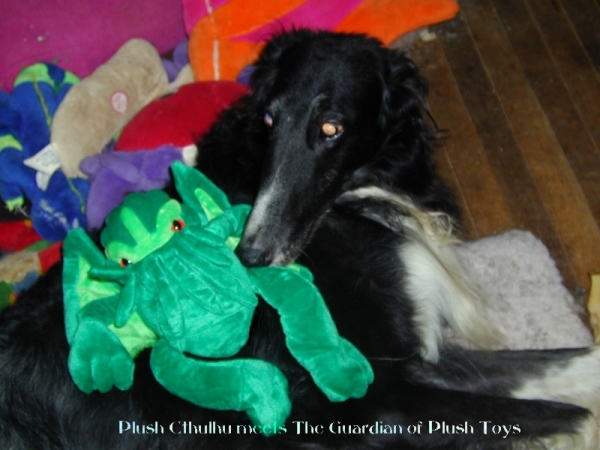 Plush Cthulhu meets The Guardian of Plush Toys